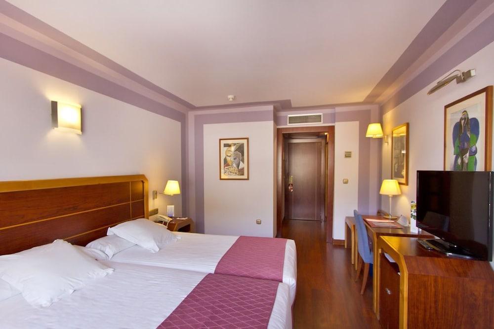 Hotel Ms Maestranza Malaga Luaran gambar