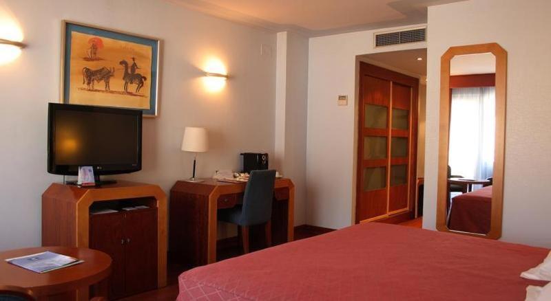 Hotel Ms Maestranza Malaga Bilik gambar