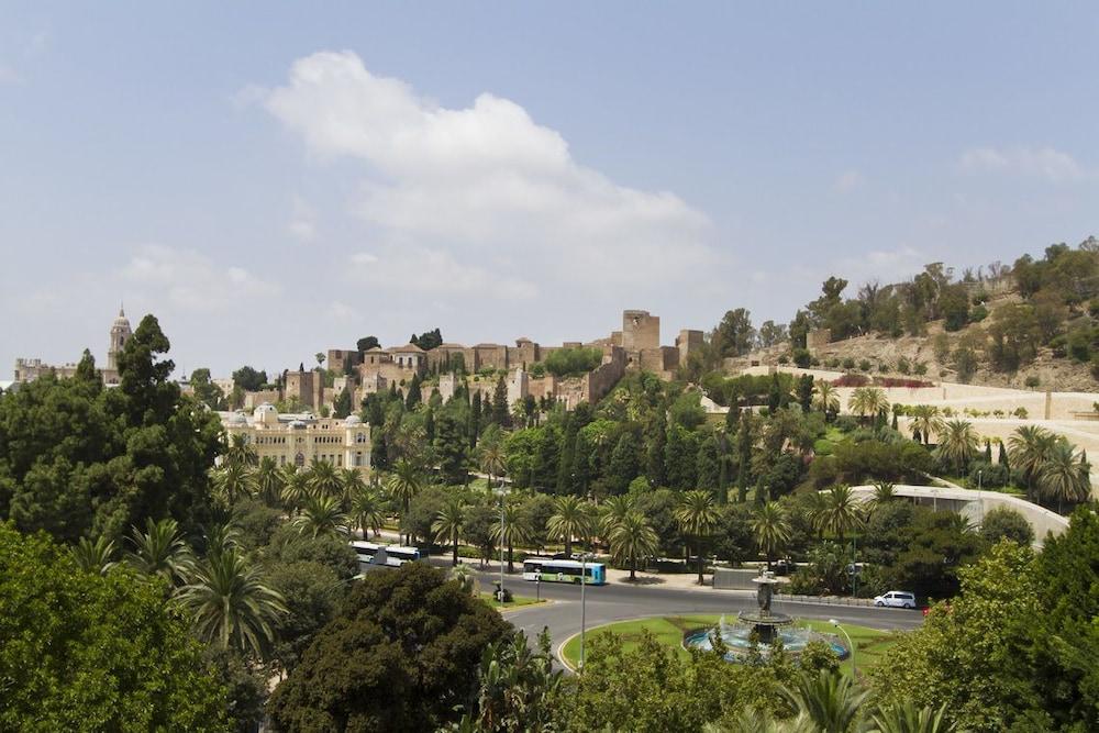 Hotel Ms Maestranza Malaga Luaran gambar
