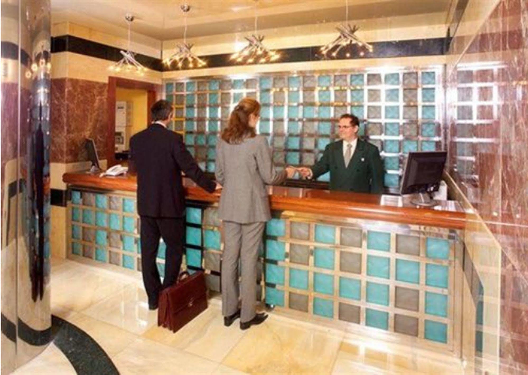 Hotel Ms Maestranza Malaga Luaran gambar